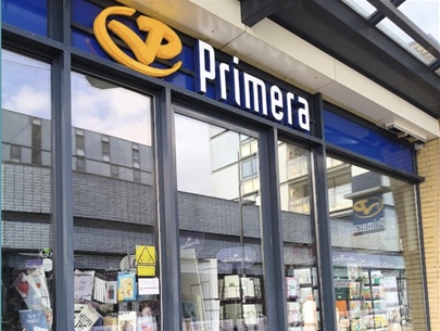 Primera trekt handen af van twee Drentse filialen