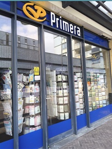 Primera trekt handen af van twee Drentse filialen