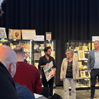 Nick Muller ontvangt Prijs voor Jonge Boekverzamelaars