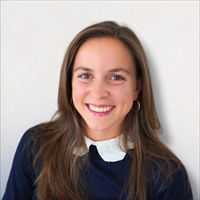 Josita Kiks start als junior accountmanager bij Van Dale Uitgevers