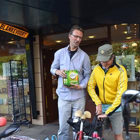 David de Poel (auteur en biograaf van Frans Pointl), Guus Bauer (Pointl's eerste uitgever)
